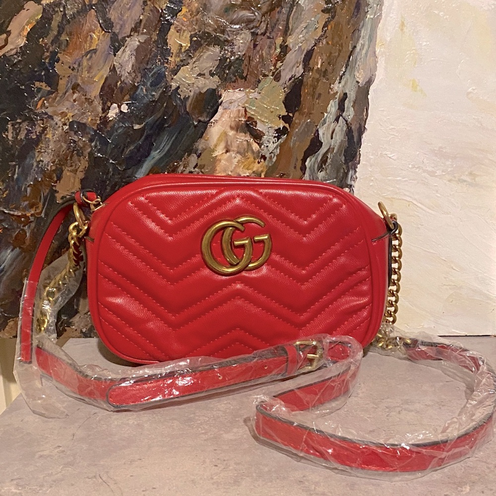 Gorgeous Red Fashion Crossbody Bag